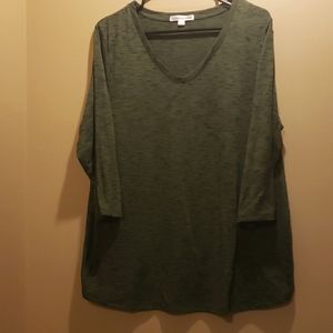 Green 3quarder length T-Shirt